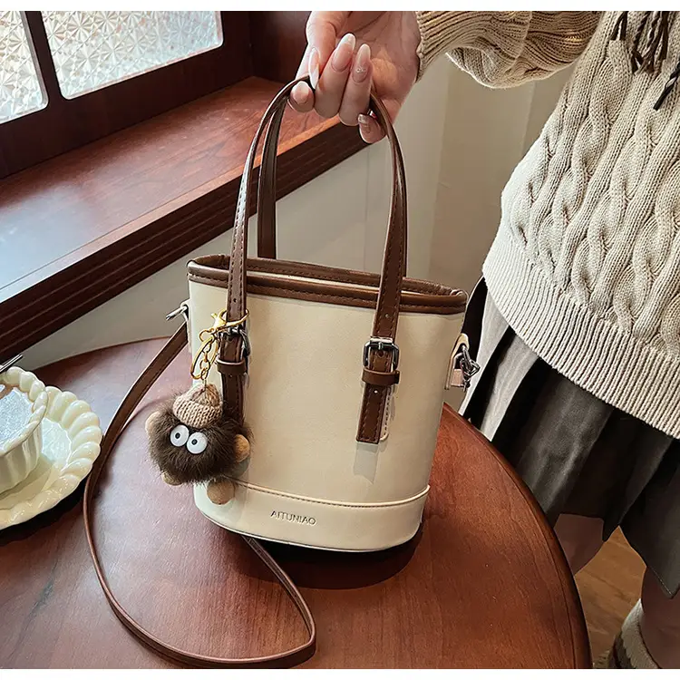 Vintage Textured Bucket Bag Women's Shoulder Crossbody 2024 — feature 34