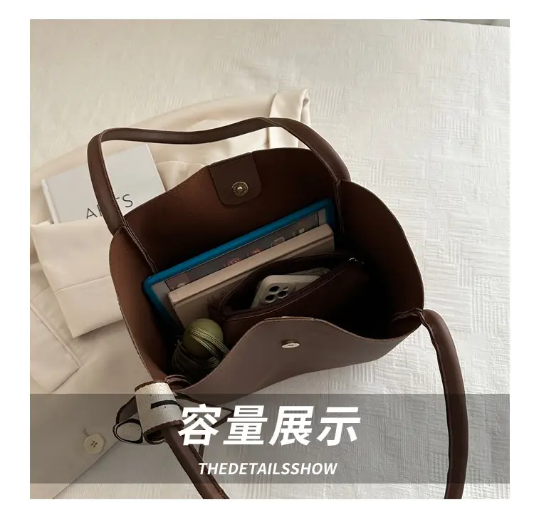 Winter Texturous Retro Women's Shoulder Tote Bag — feature 6