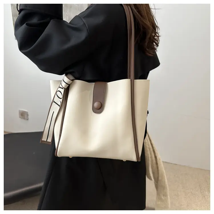 Winter Texturous Retro Women's Shoulder Tote Bag — feature 9