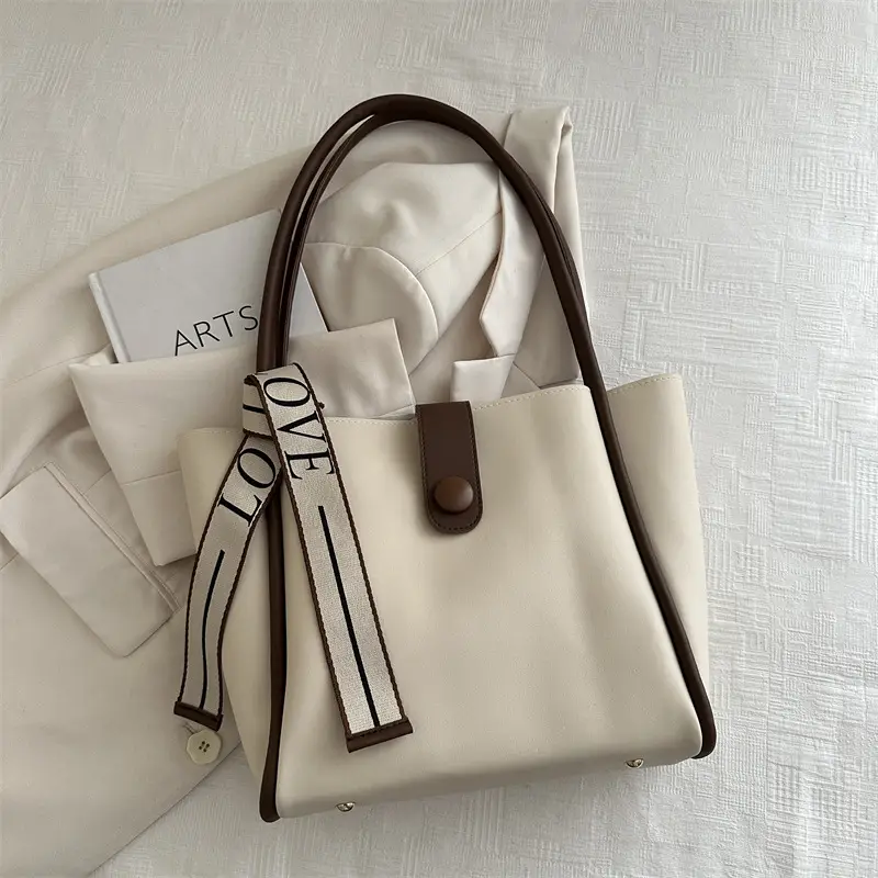 Winter Texturous Retro Women's Shoulder Tote Bag - Image 2
