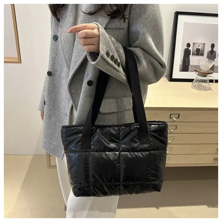 2024 Silver Crossbody Bag Women Korean Style Large Capacity — feature 15