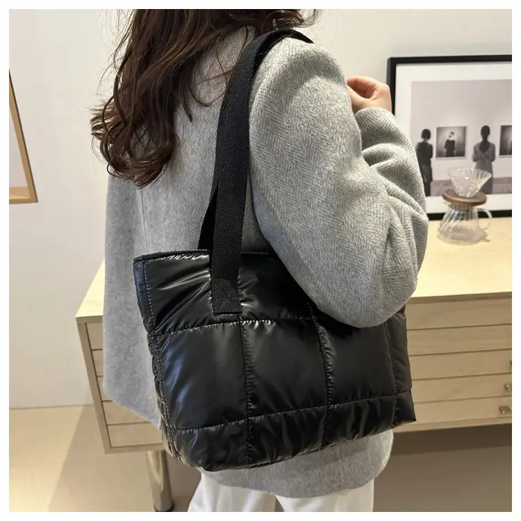 2024 Silver Crossbody Bag Women Korean Style Large Capacity — feature 17
