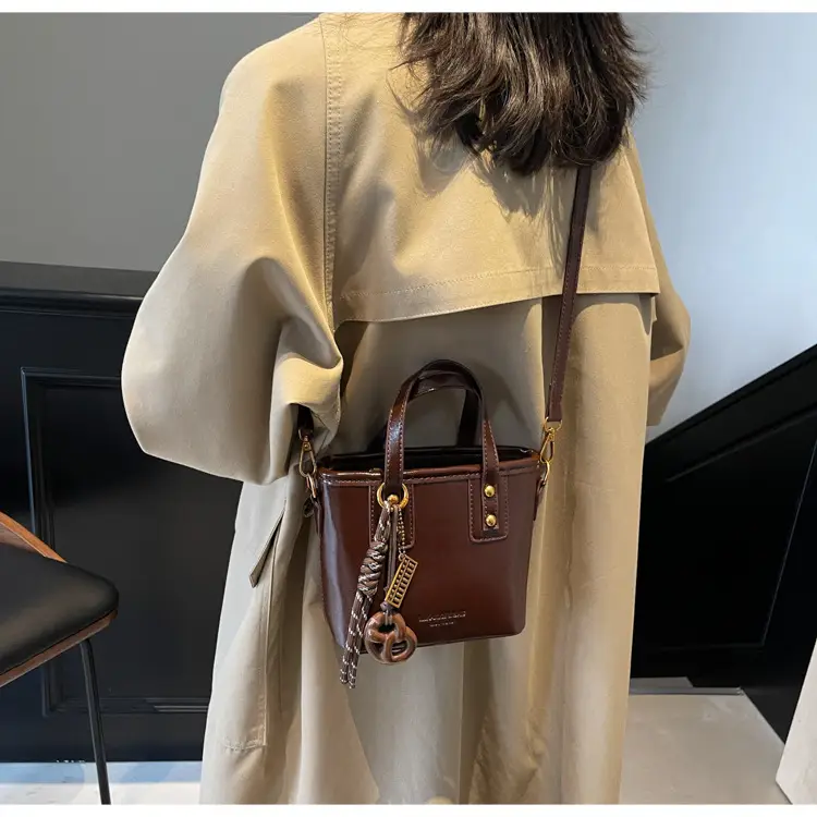 Black Crossbody Shoulder Bag Women 2024 Autumn — feature 21
