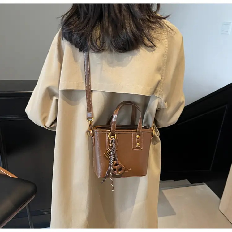 Black Crossbody Shoulder Bag Women 2024 Autumn — feature 25