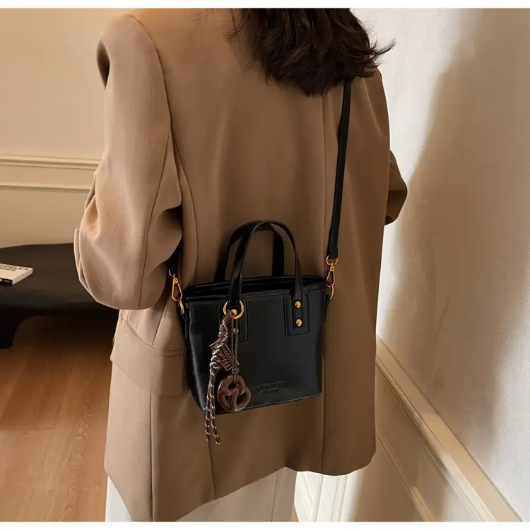 Black Crossbody Shoulder Bag Women 2024 Autumn — feature 32