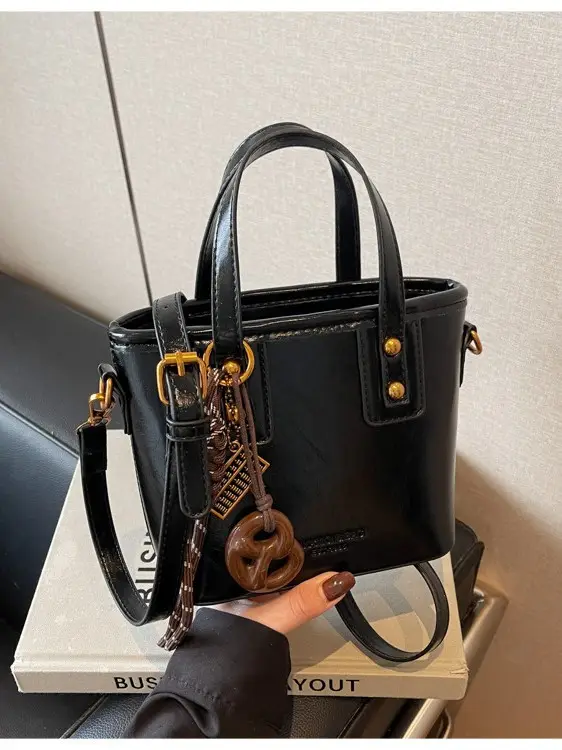 Black Leather Shoulder Bag for Women 2026 Autumn - Image 7