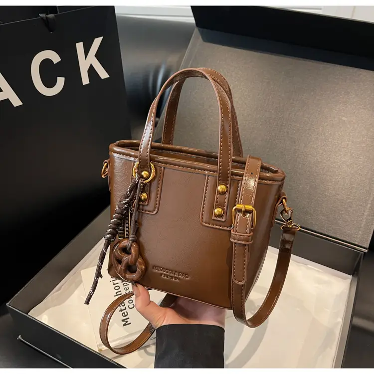 Black Leather Shoulder Bag for Women 2026 Autumn — feature 18