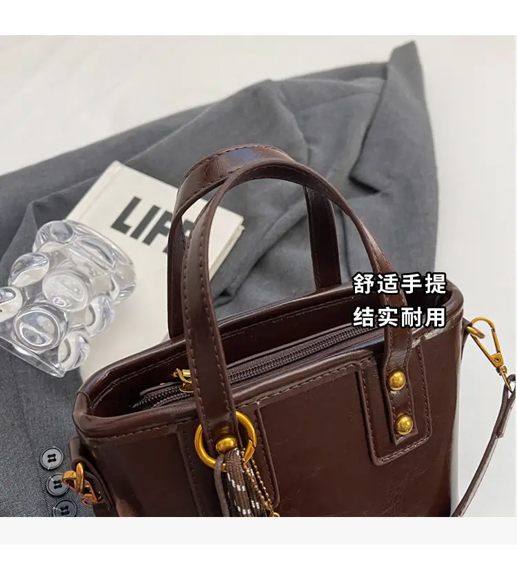 Black Leather Shoulder Bag for Women 2026 Autumn — feature 6