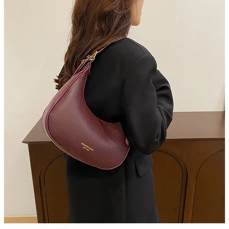 Women's Retro Textured Shoulder Bag Brown 2024 — feature 14