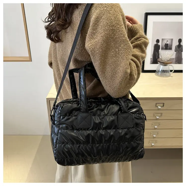 Silver Padded Women's Shoulder Bag 2024 Winter New Arrival — feature 16