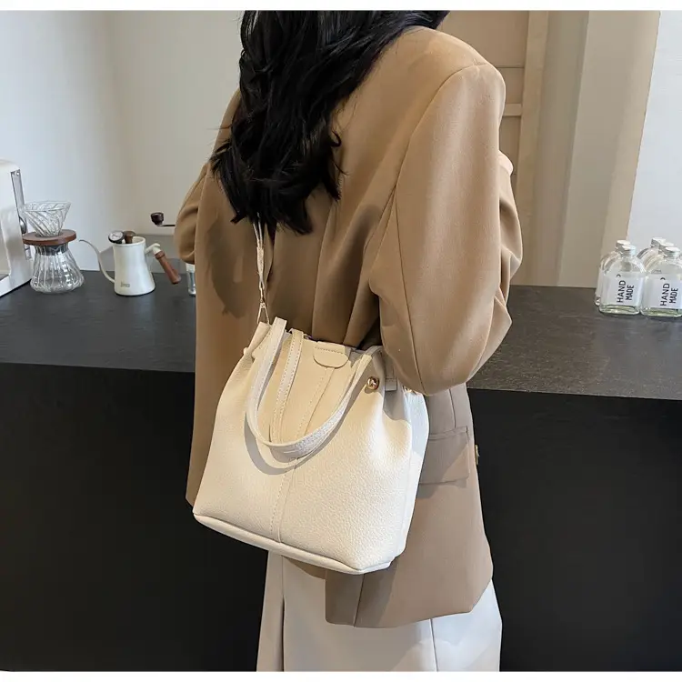 Women's 2025 New Trendy Crossbody Bag with Wide Strap — feature 32