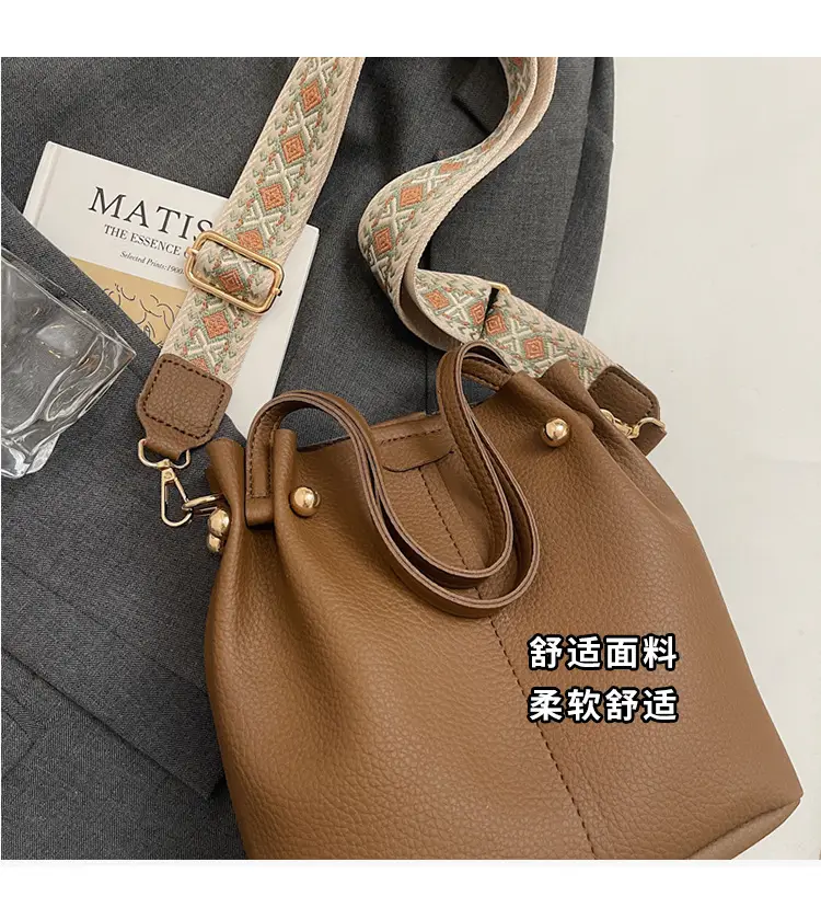 Women's 2025 New Trendy Crossbody Bag with Wide Strap — feature 6