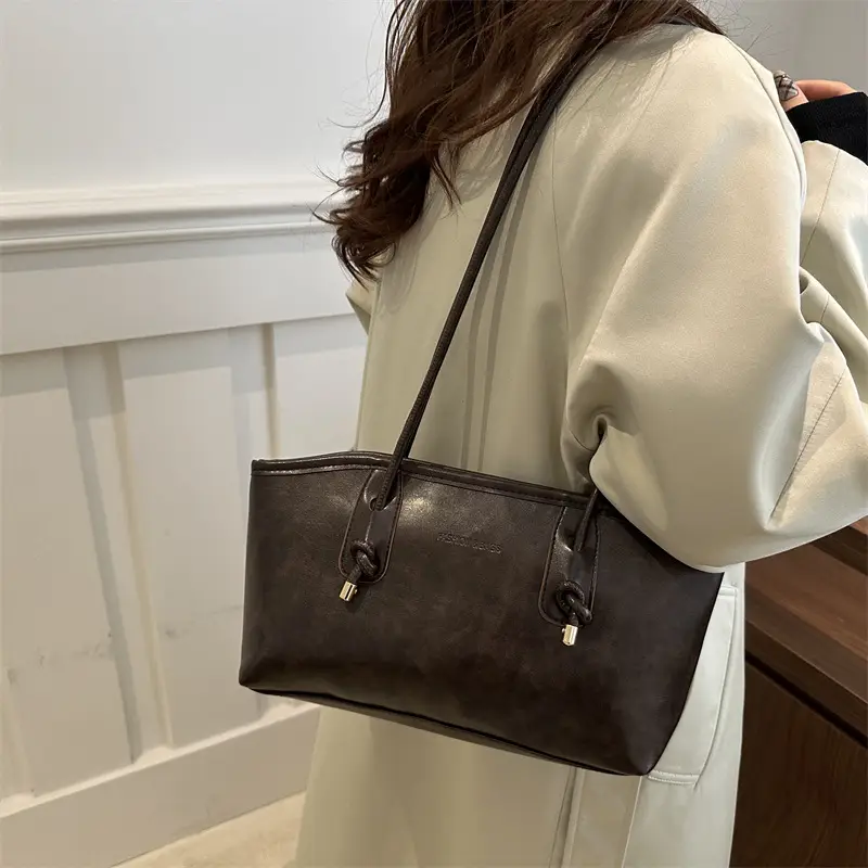 Black Textured Shoulder Bag for Women 2025 - Image 7