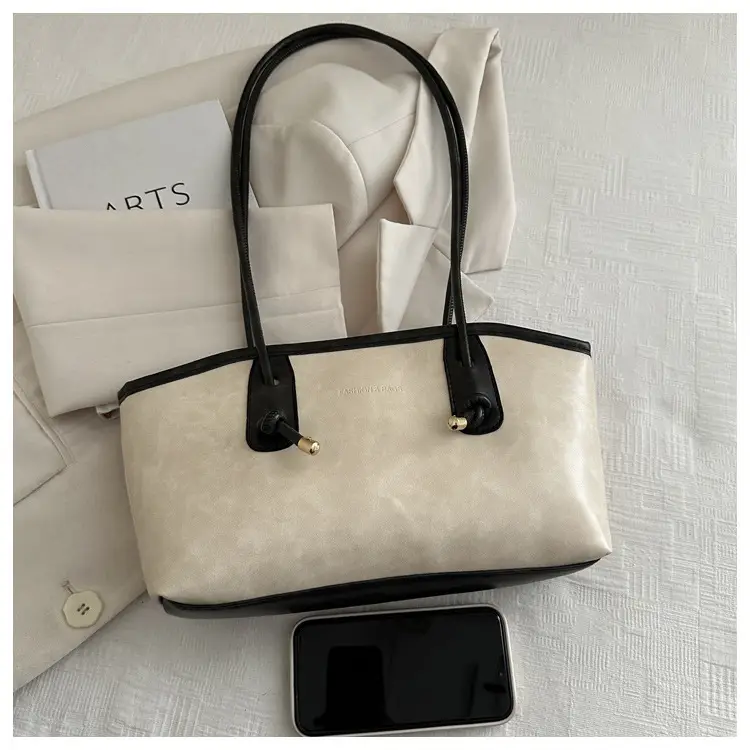 Black Textured Shoulder Bag for Women 2025 — feature 14