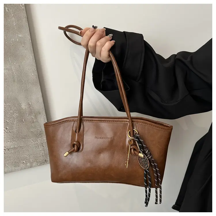 Black Textured Shoulder Bag for Women 2025 — feature 18