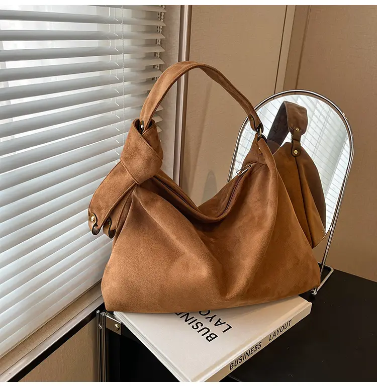 Relaxation Large Capacity Lazy Style Suede Shoulder Tote Bag — feature 18