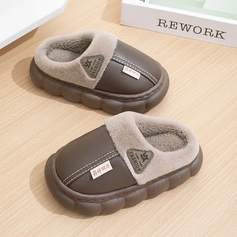 New Autumn and Winter Cotton Slippers for Boys and Girls Stepping on Dung Feeling Thick Bottom Non-slip Indoor Home Winter fleece-lined Warm Cotton Slippers