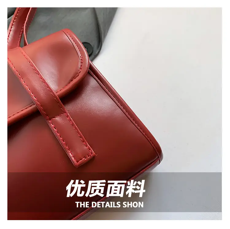 Women's Black Leather Shoulder Bag Large Capacity Winter 2024 — feature 4