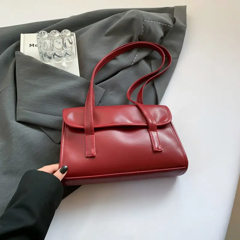 Women's Black Leather Shoulder Bag Large Capacity Winter 2024 - Image 4