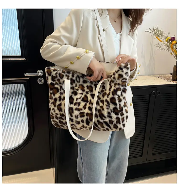 Fashion Western Leopard Print Handbag 2024 New Plush Large Capacity Textured Underarm Bag Lazy Fashion Shoulder Bag — feature 16
