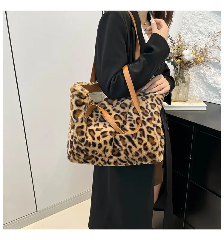 Fashion Western Leopard Print Handbag 2024 New Plush Large Capacity Textured Underarm Bag Lazy Fashion Shoulder Bag — feature 23