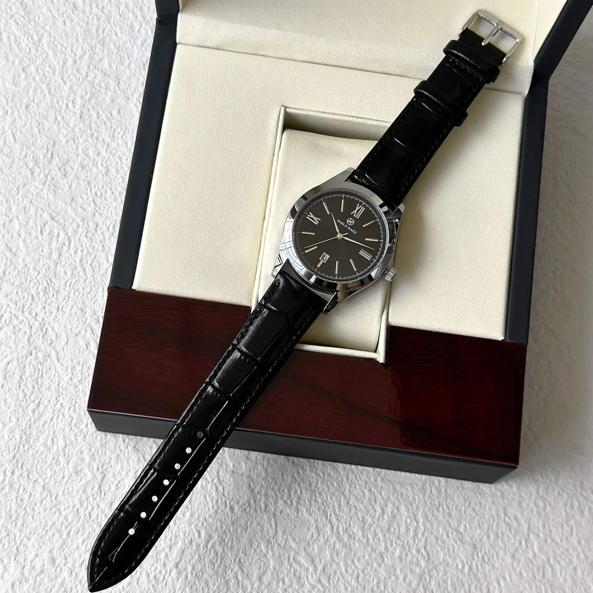 Men's Black Quartz Watch with Leather Strap