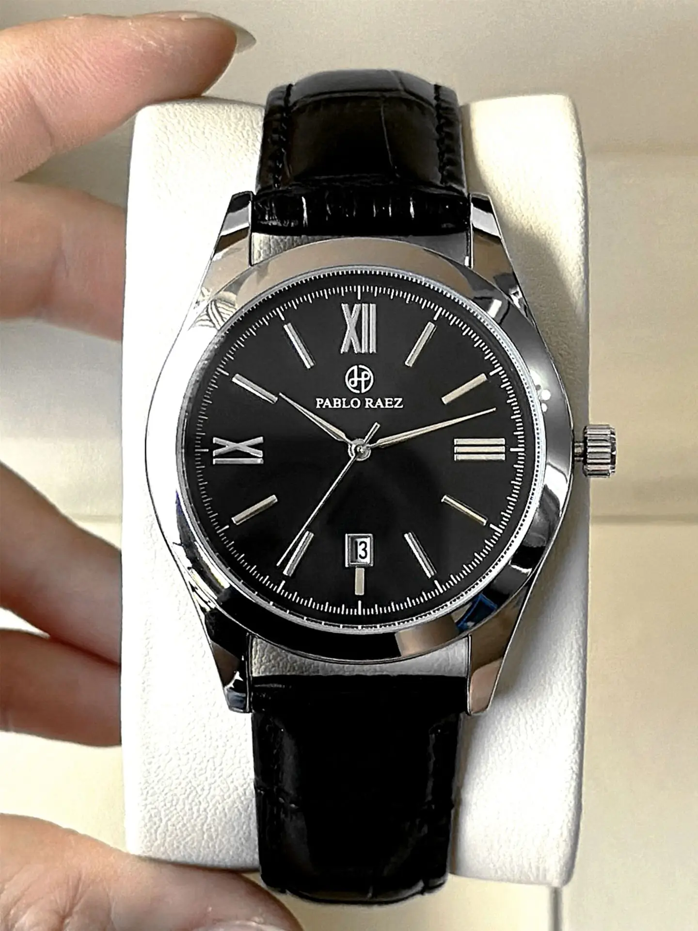 Men's Black Quartz Watch with Leather Strap — feature 15