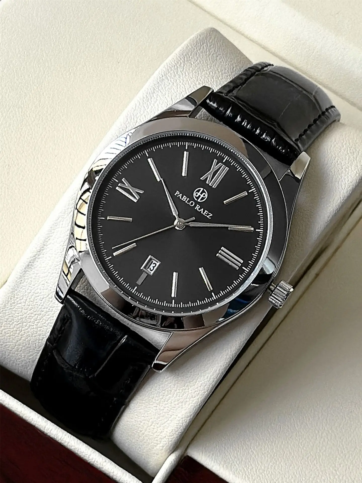 Men's Black Quartz Watch with Leather Strap — feature 8