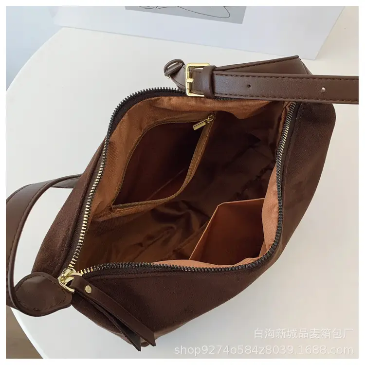 Vintage Leopard Print Crossbody Bag for Women — feature 8
