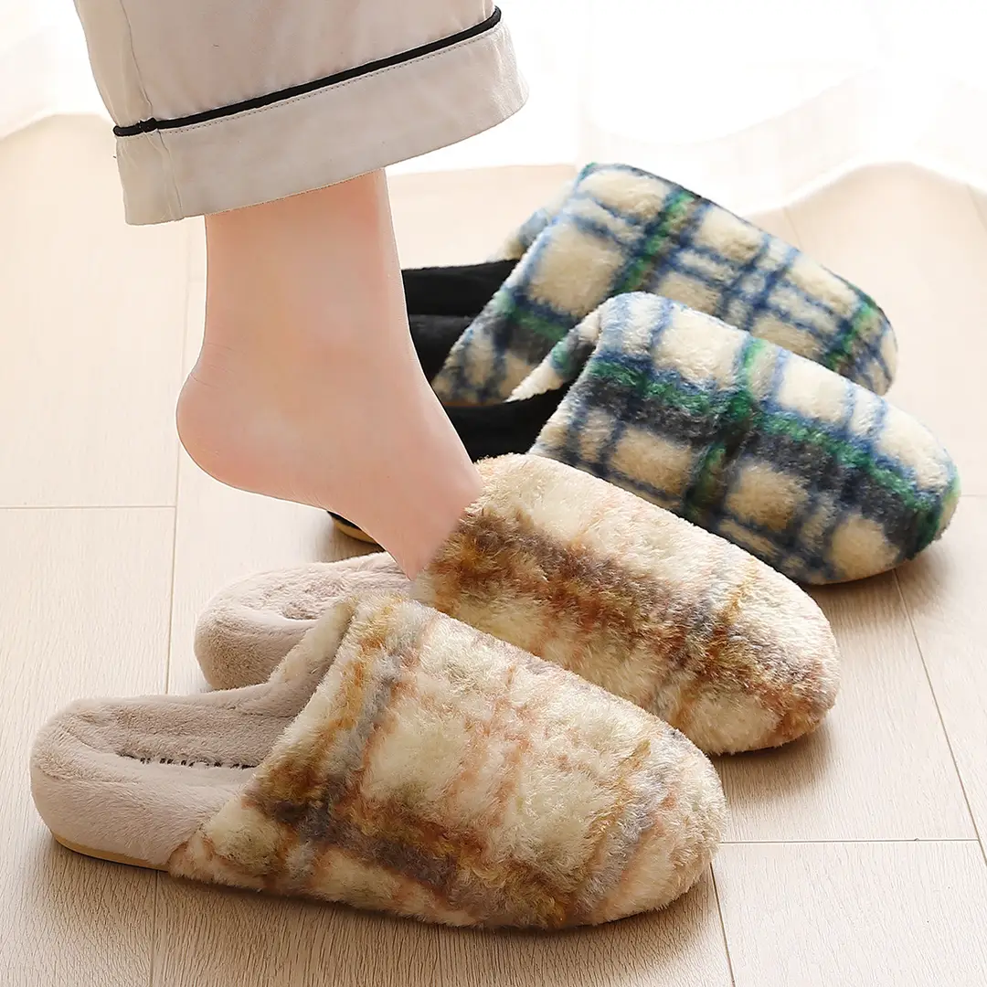 Cotton Slippers Women's Autumn and Winter Vintage Plaid Home Room Velvet Warm Soft Sole Non-Slip Cotton Shoes for Couple Men's Wool Slippers