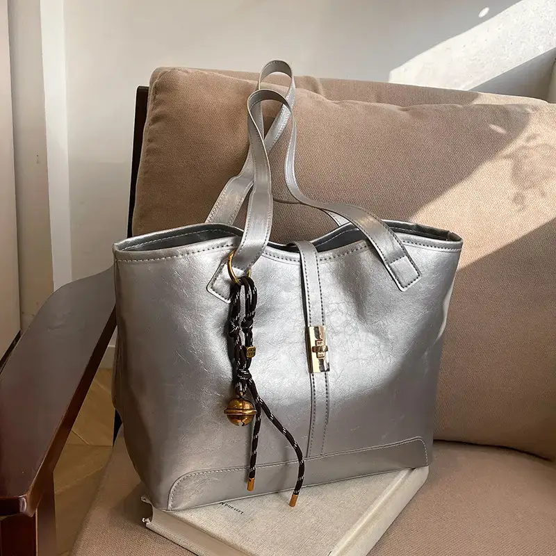 Black Vintage Tote Bag for Women 2024 - Image 12