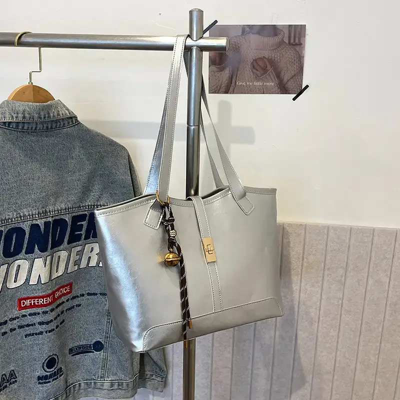 Black Vintage Tote Bag for Women 2024 - Image 7