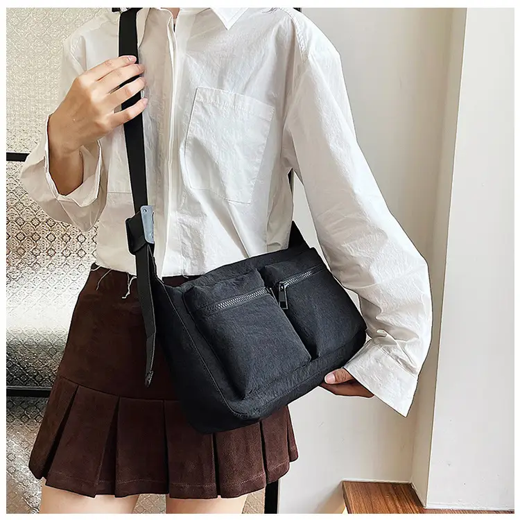 Black Japanese Student Crossbody Bag Women's Joker Style Retro Style Simple Lightweight Shoulder Casual Bag for Class Women — feature 23