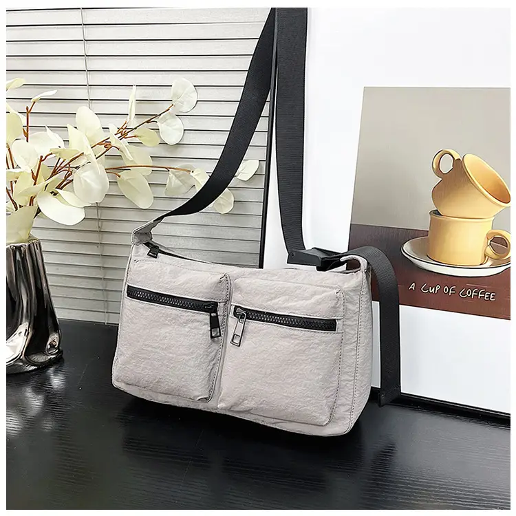 Black Japanese Student Crossbody Bag Women's Joker Style Retro Style Simple Lightweight Shoulder Casual Bag for Class Women — feature 40