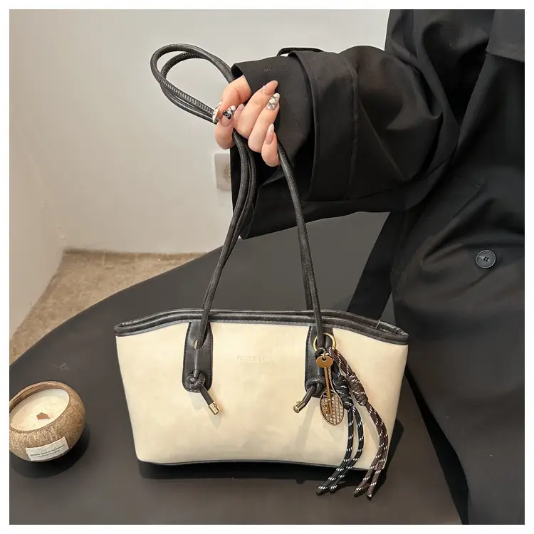Women Textured Shoulder Bag Brown Large Capacity 2024 — feature 18