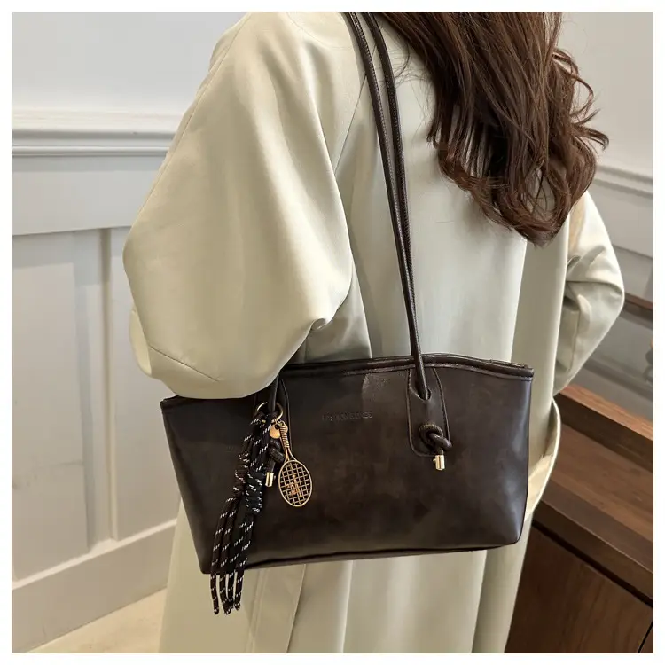 Women Textured Shoulder Bag Brown Large Capacity 2024 — feature 27