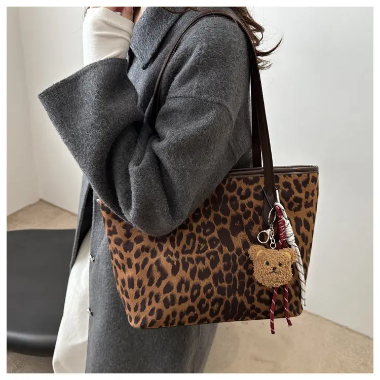 Leopard Print Large Capacity Tote Bag for Women — feature 12