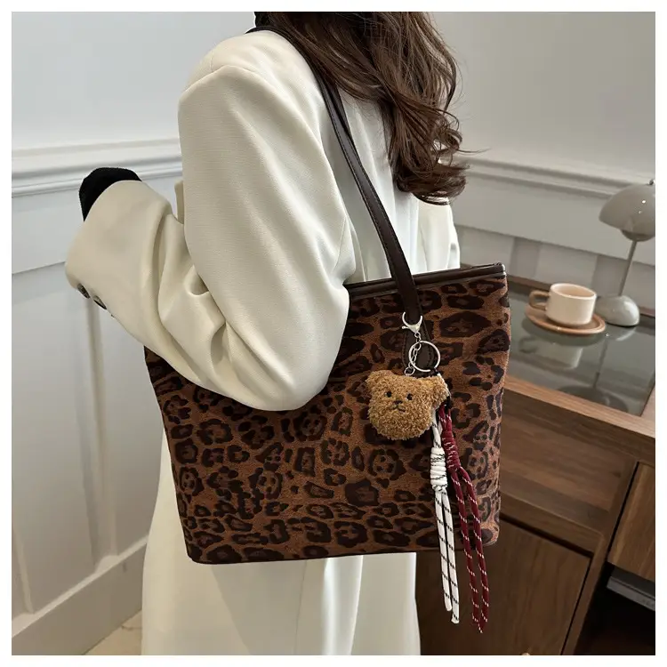 Leopard Print Large Capacity Tote Bag for Women — feature 14