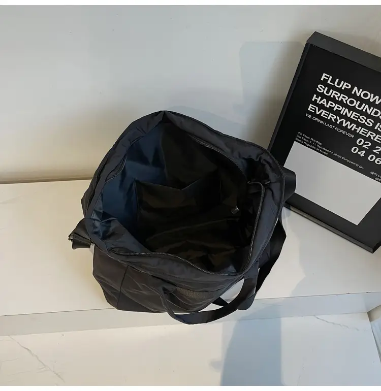 Women's Large Capacity Neutral Nylon Tote Bag — feature 19