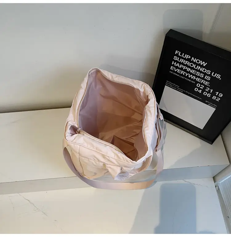 Women's Large Capacity Neutral Nylon Tote Bag — feature 22