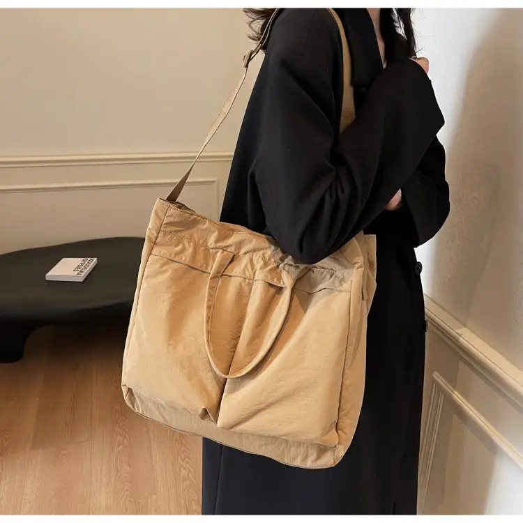 Women's Large Capacity Neutral Nylon Tote Bag — feature 43