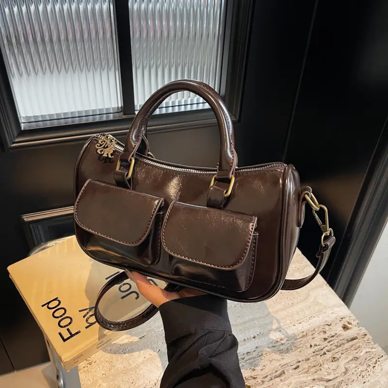 Black Crossbody Bag for Women 2024 Winter Retro Style - Image 6