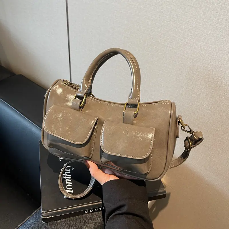 Black Crossbody Bag for Women 2024 Winter Retro Style - Image 7
