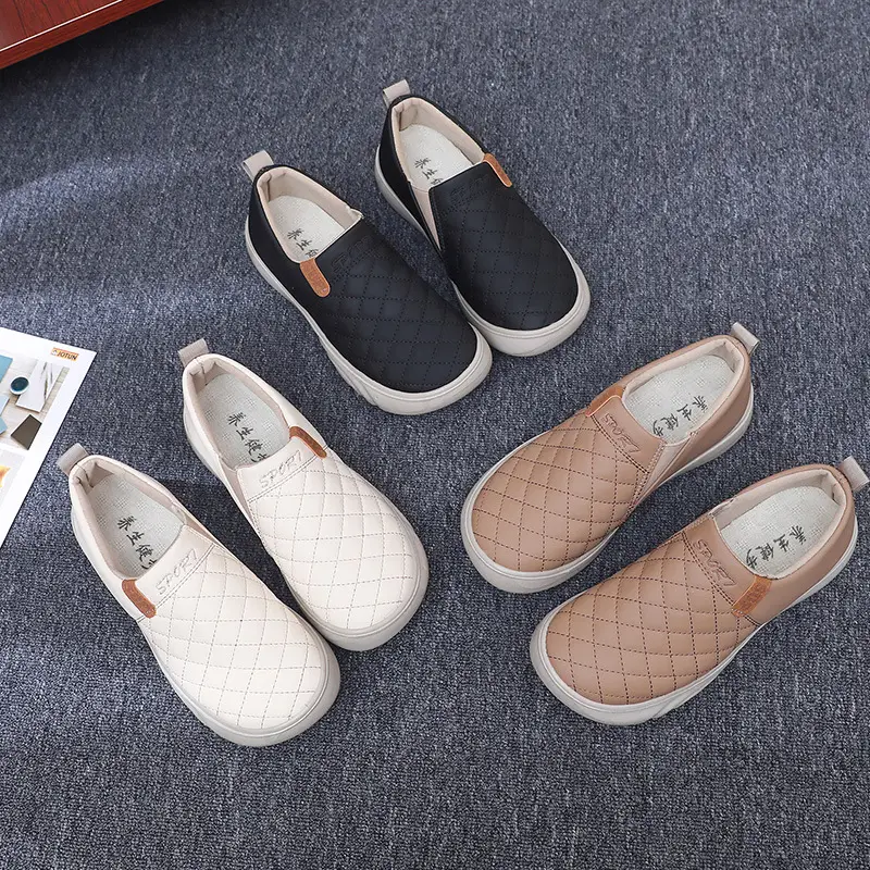 Spring and Autumn Style Cloth Shoes for Women, Loafers, Dropshipping, Mom Shoes, Slip-On Soft-Soled Bread Shoes, Fashionable Women's Beanie Shoes