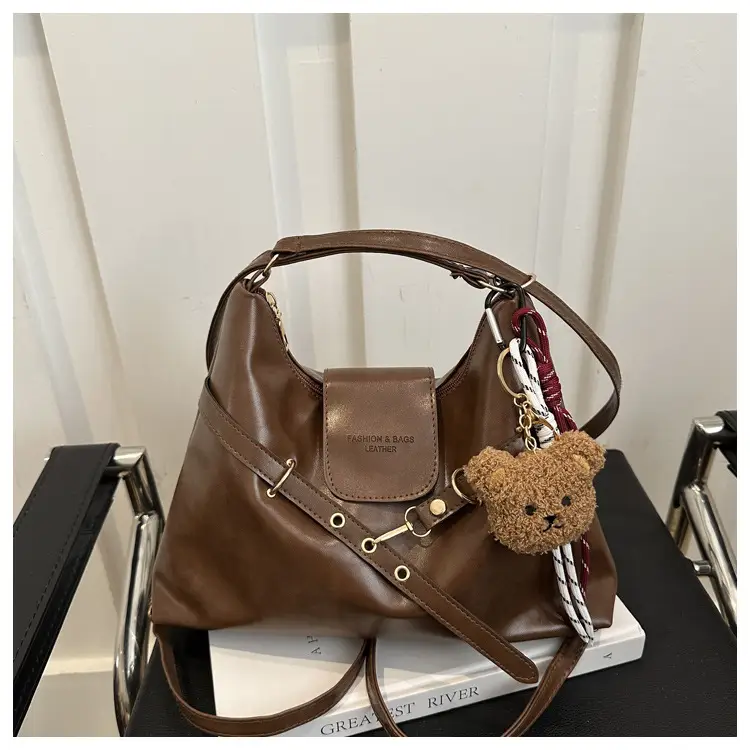 Vintage Women's Black Leather Tote Bag with Belt Decor — feature 18