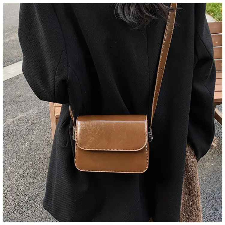 Stylish Black Square Crossbody Bag for Women — feature 10