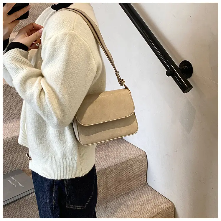 Stylish Black Square Crossbody Bag for Women — feature 12