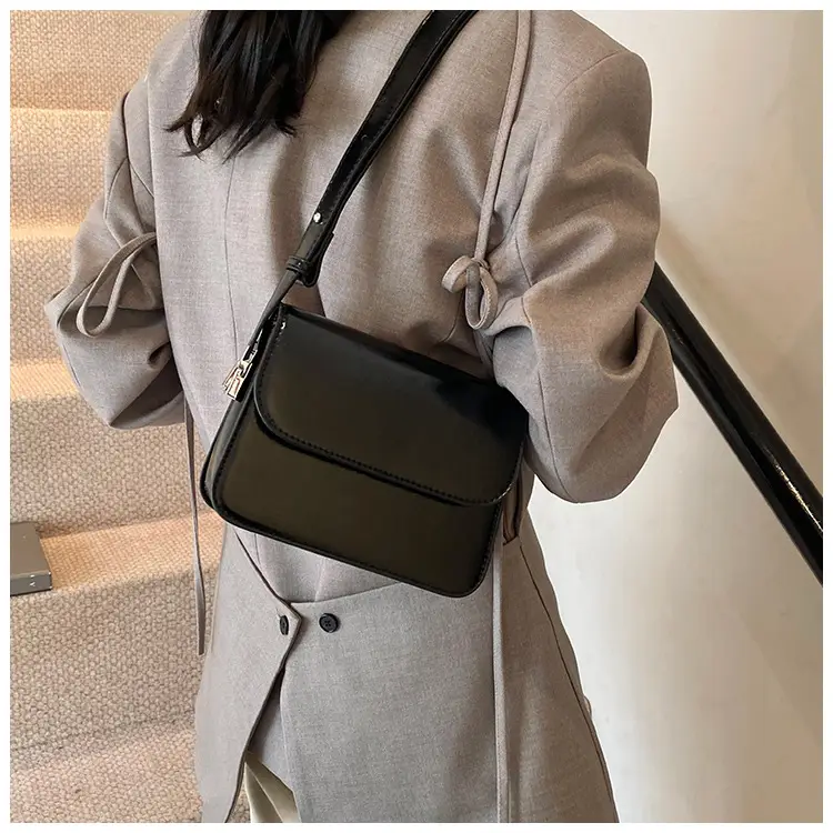 Stylish Black Square Crossbody Bag for Women — feature 21
