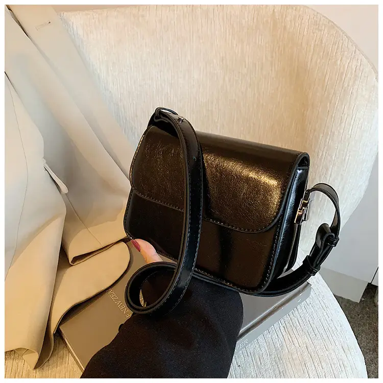 Stylish Black Square Crossbody Bag for Women — feature 28
