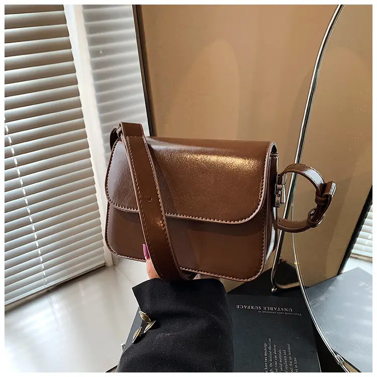 Stylish Black Square Crossbody Bag for Women — feature 38